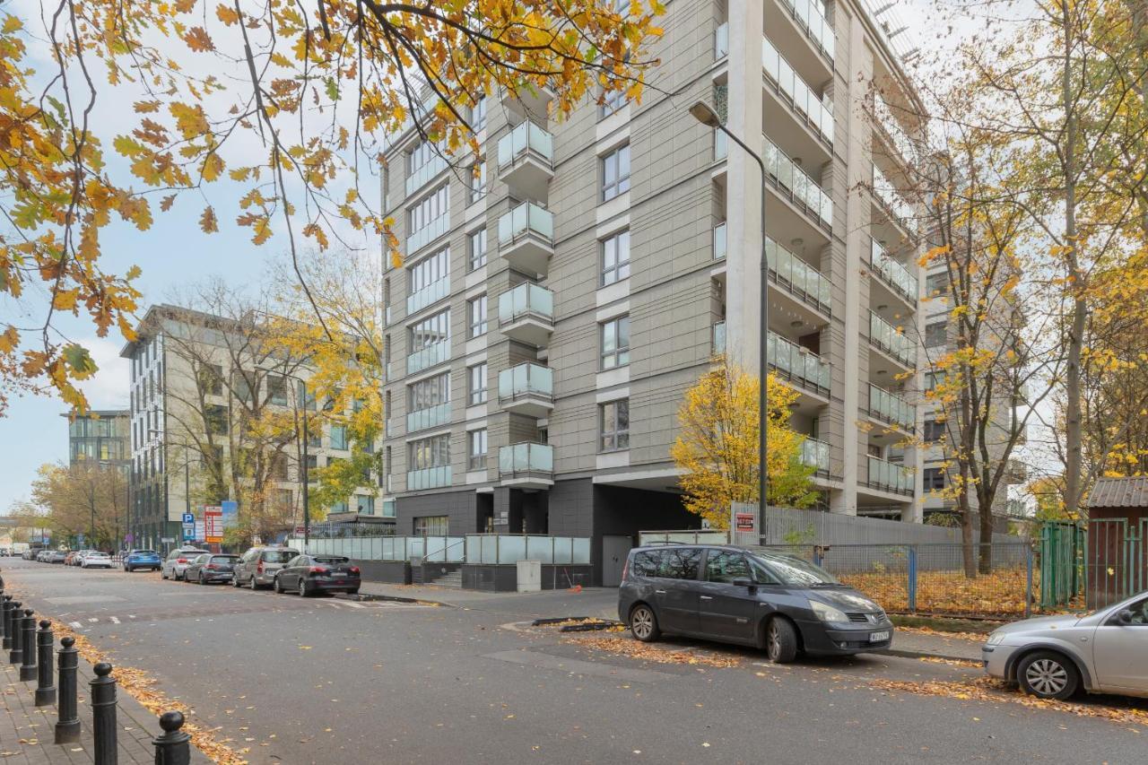 Warsaw Srodmiescie Riverside Three-Bedroom Apartment By Renters Екстер'єр фото